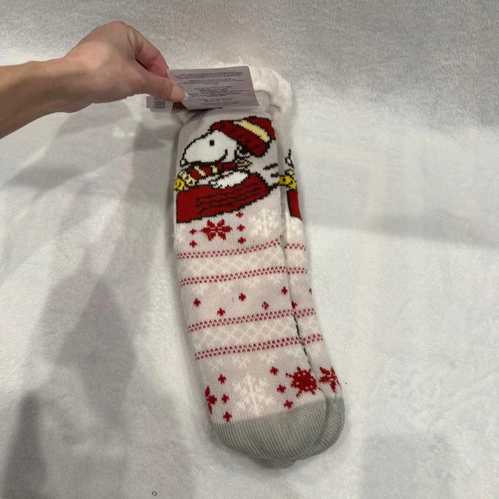 Peanuts Snoopy Sherpa Lined Slipper Socks White Red Fair Isle Non-Slip NWT‎